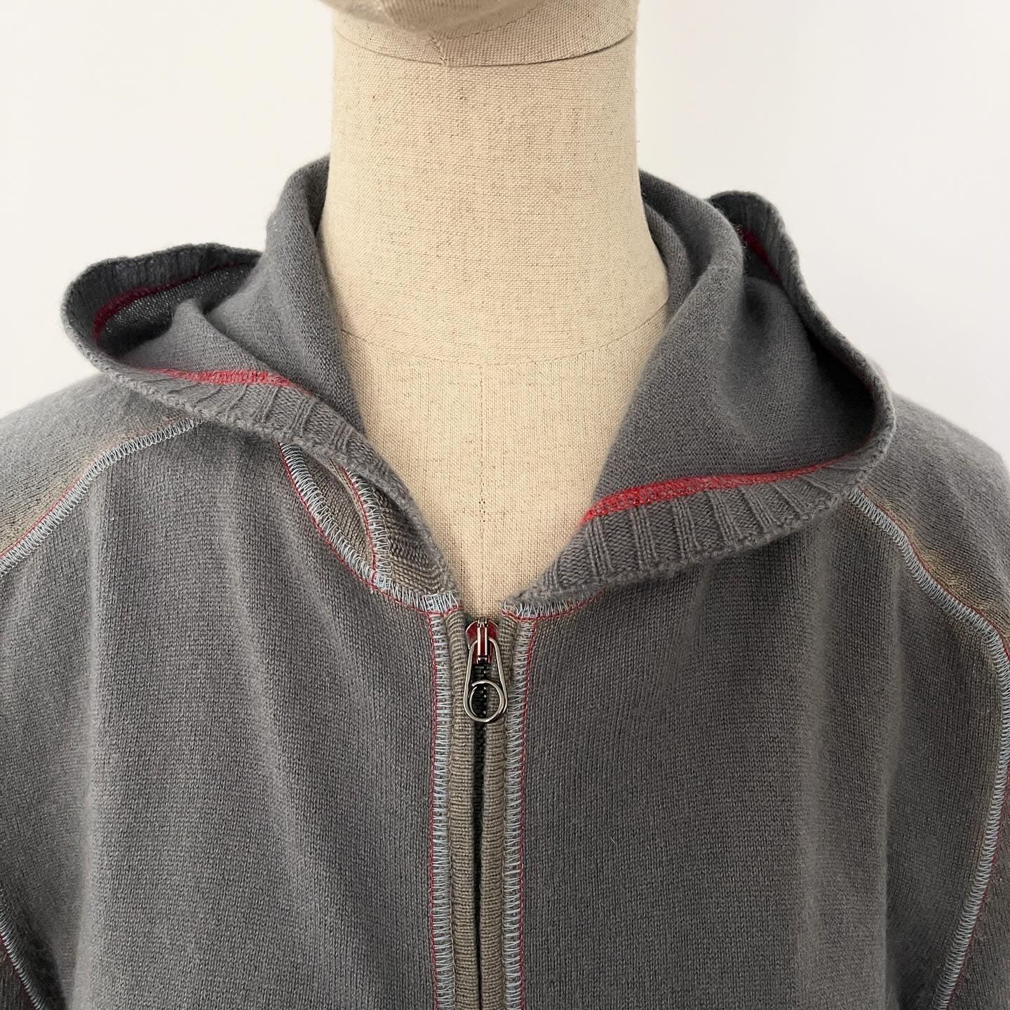 JET SET - JET SET Cashmere Hoodie - AVVIIVVA.COM