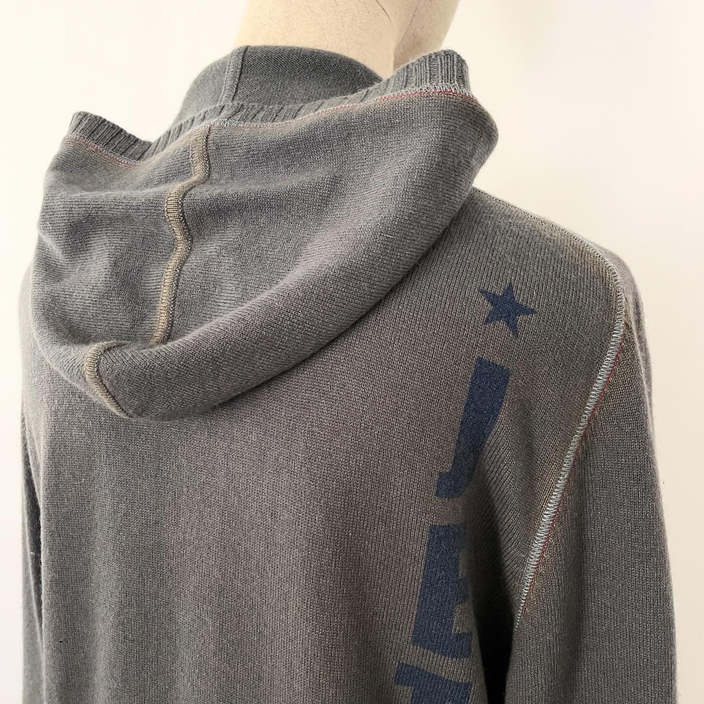 JET SET - JET SET Cashmere Hoodie - AVVIIVVA.COM