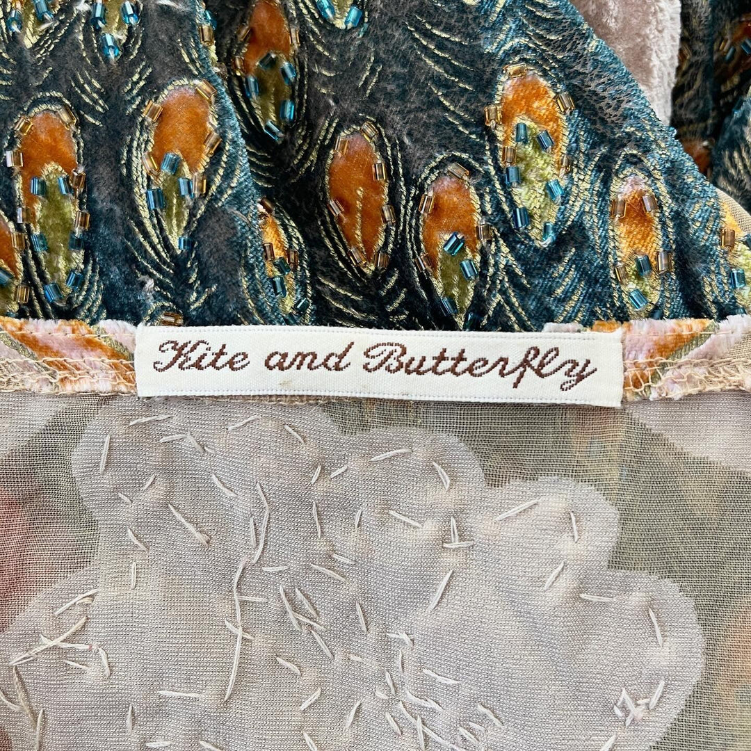 KITE AND BUTTERFLY - KITE AND BUTTERFLY Hand Embroired Cardigan - AVVIIVVA.COM