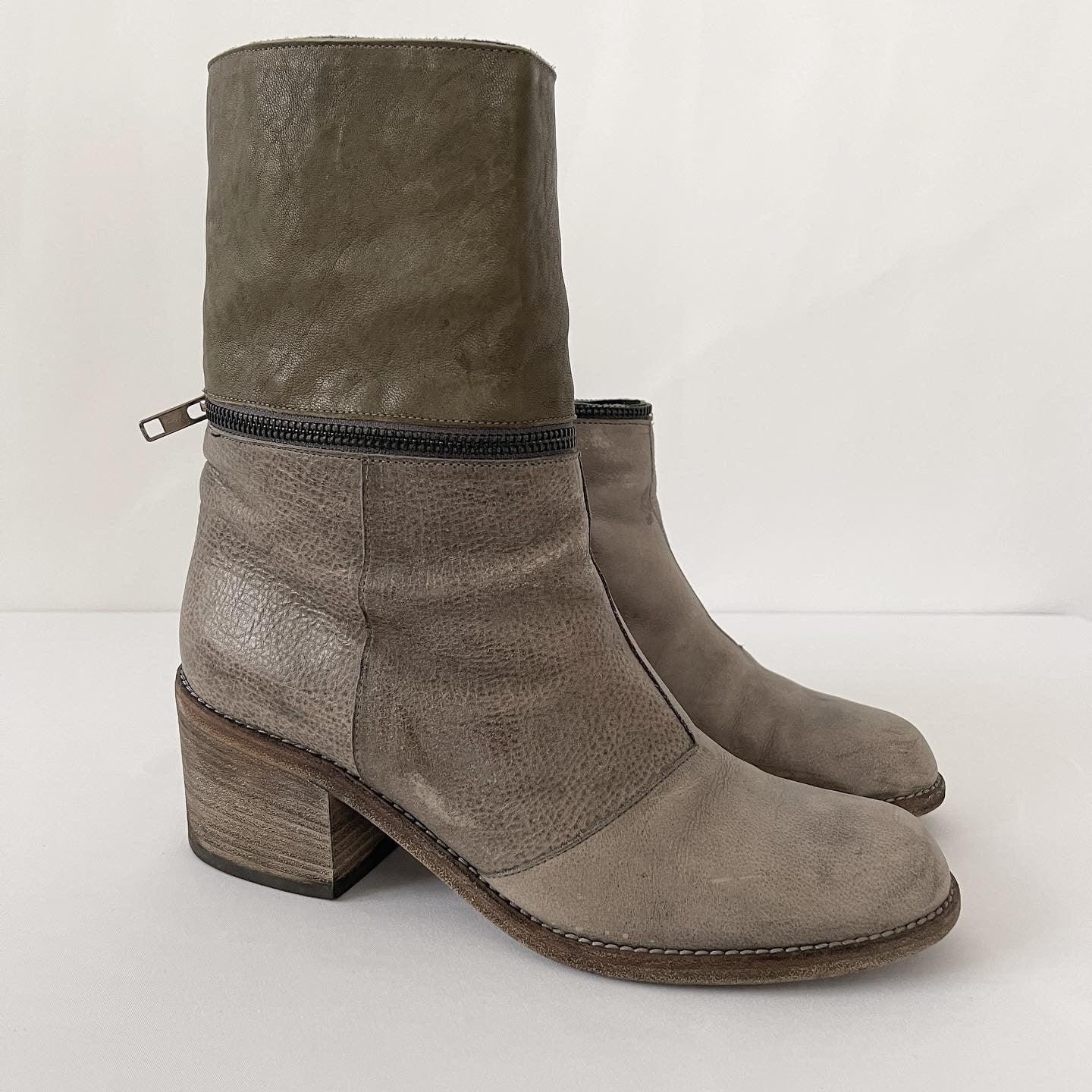 LD TUTTLE - LD TUTTLE Boots - AVVIIVVA.COM