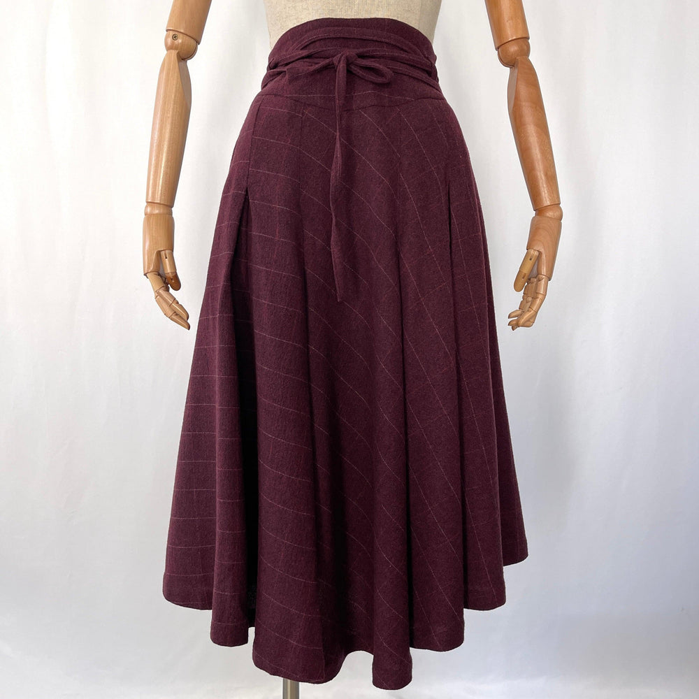 LILITH PARIS - LILITH PARIS Skirt - AVVIIVVA.COM