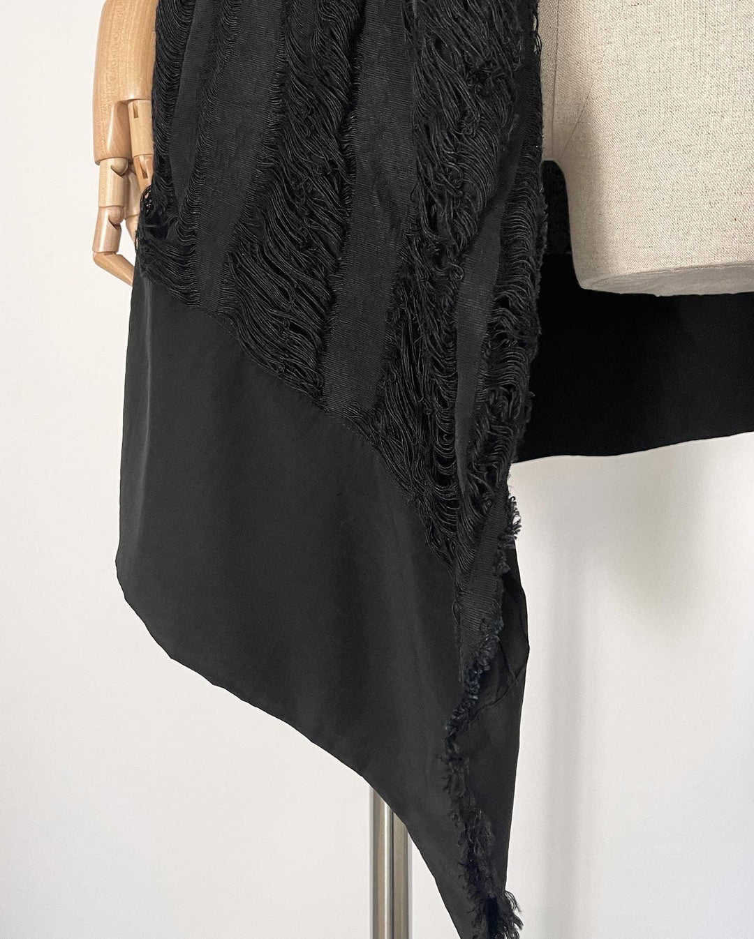 MASNADA - MASNADA Vest - AVVIIVVA.COM
