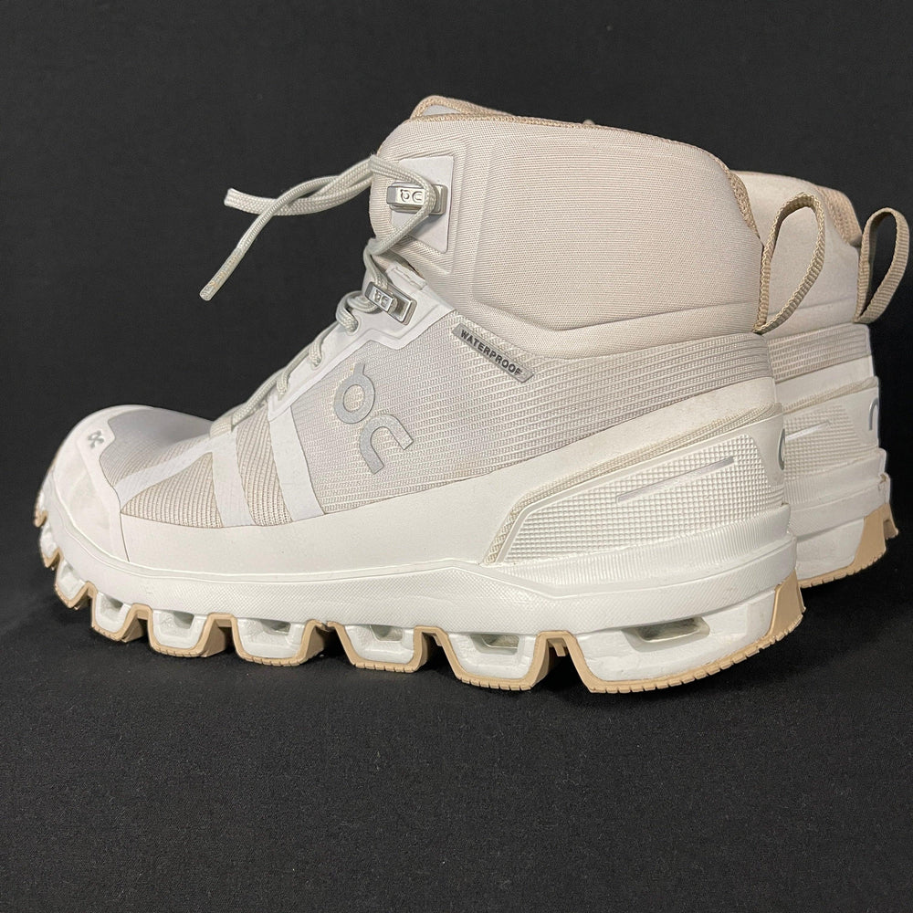 ON CLOUD - ON CLOUD Waterproof Sneakers - AVVIIVVA.COM