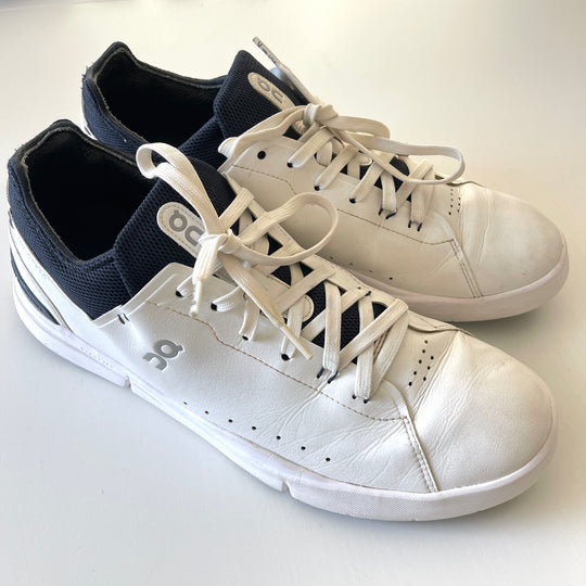 ON CLOUD - ON The Roger Sneakers - AVVIIVVA.COM