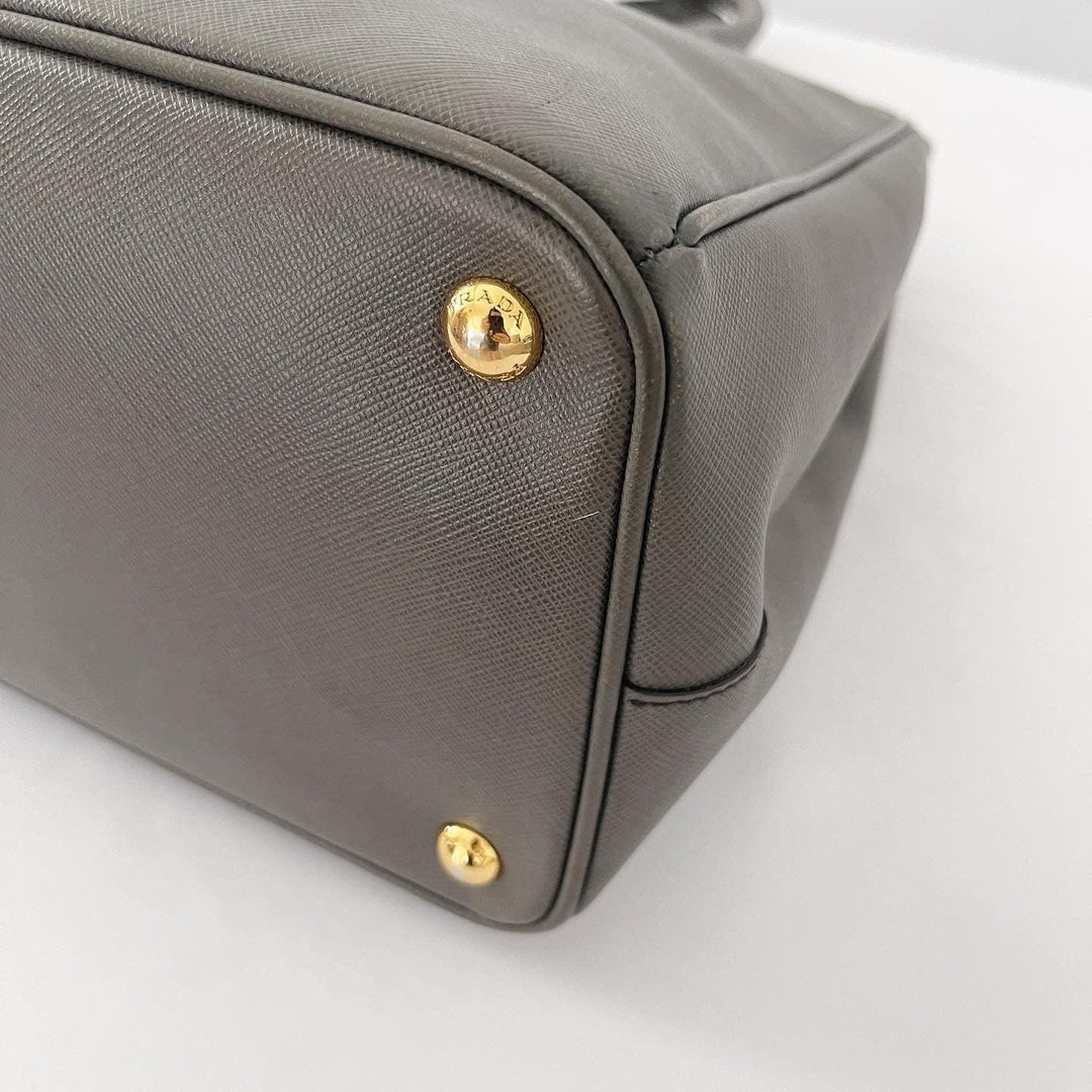 PRADA - PRADA Saffiano Leather Bag - AVVIIVVA.COM