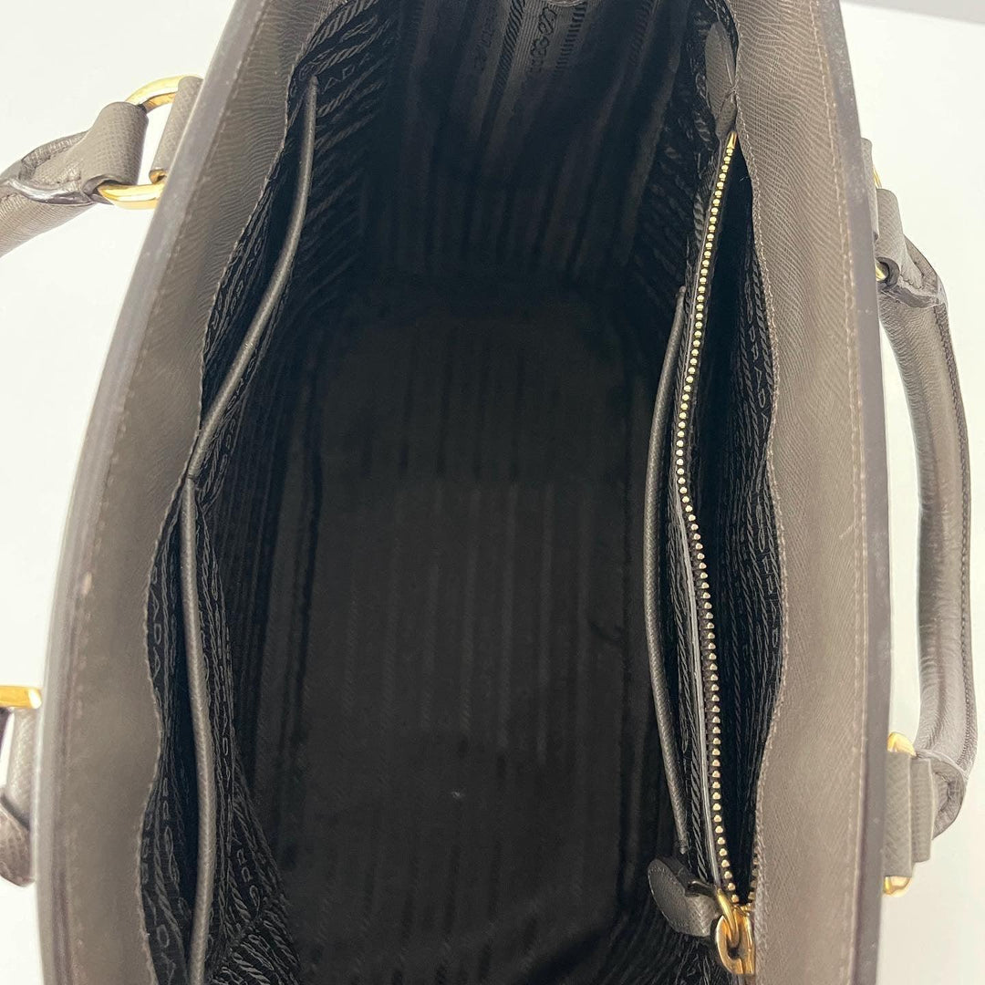 PRADA - PRADA Saffiano Leather Bag - AVVIIVVA.COM