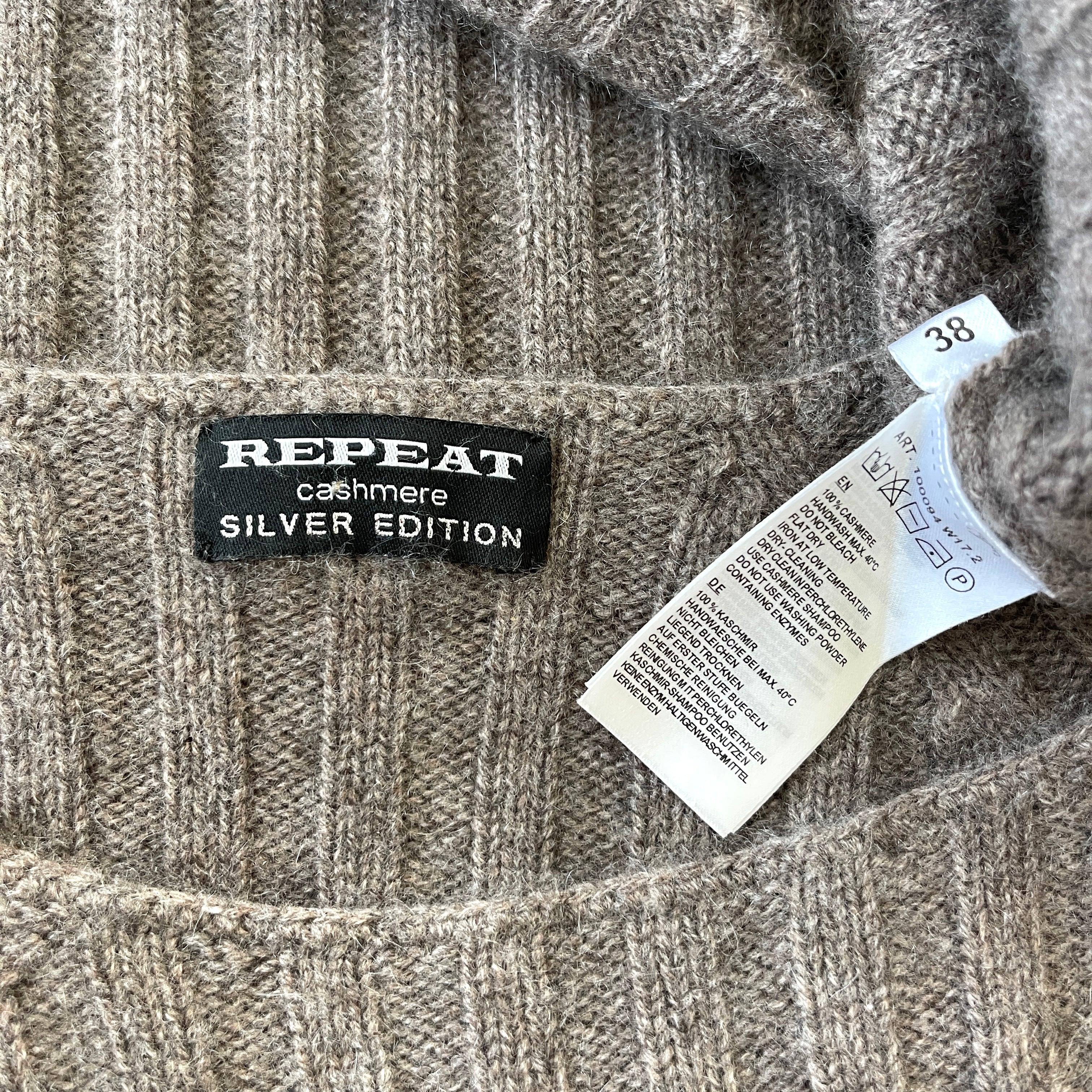 REPEAT - REPEAT Cashmere Sweater - AVVIIVVA.COM