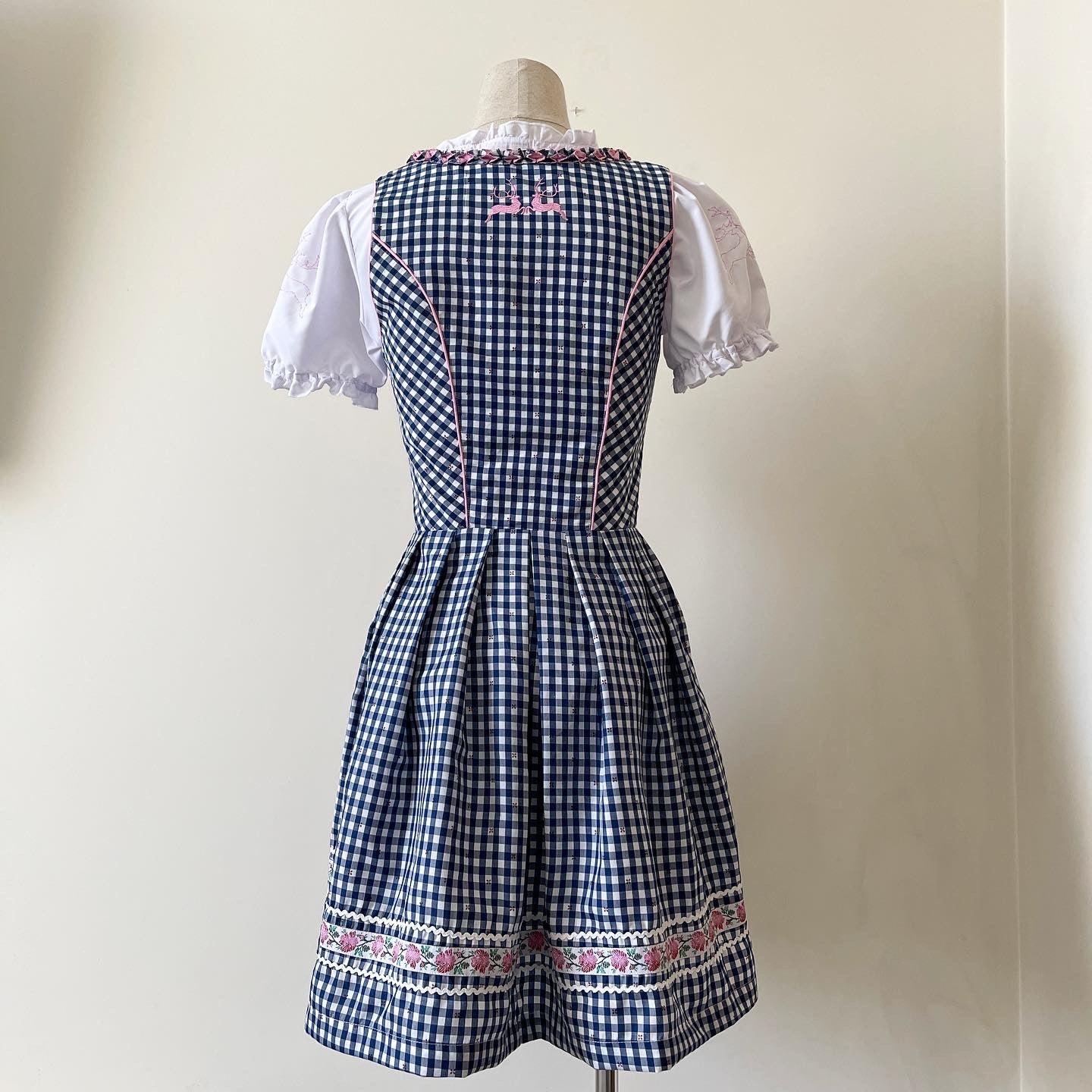 WIESNKOENIG - WIESNKOENIG Dirndl Adelheid Dress + Top - AVVIIVVA.COM