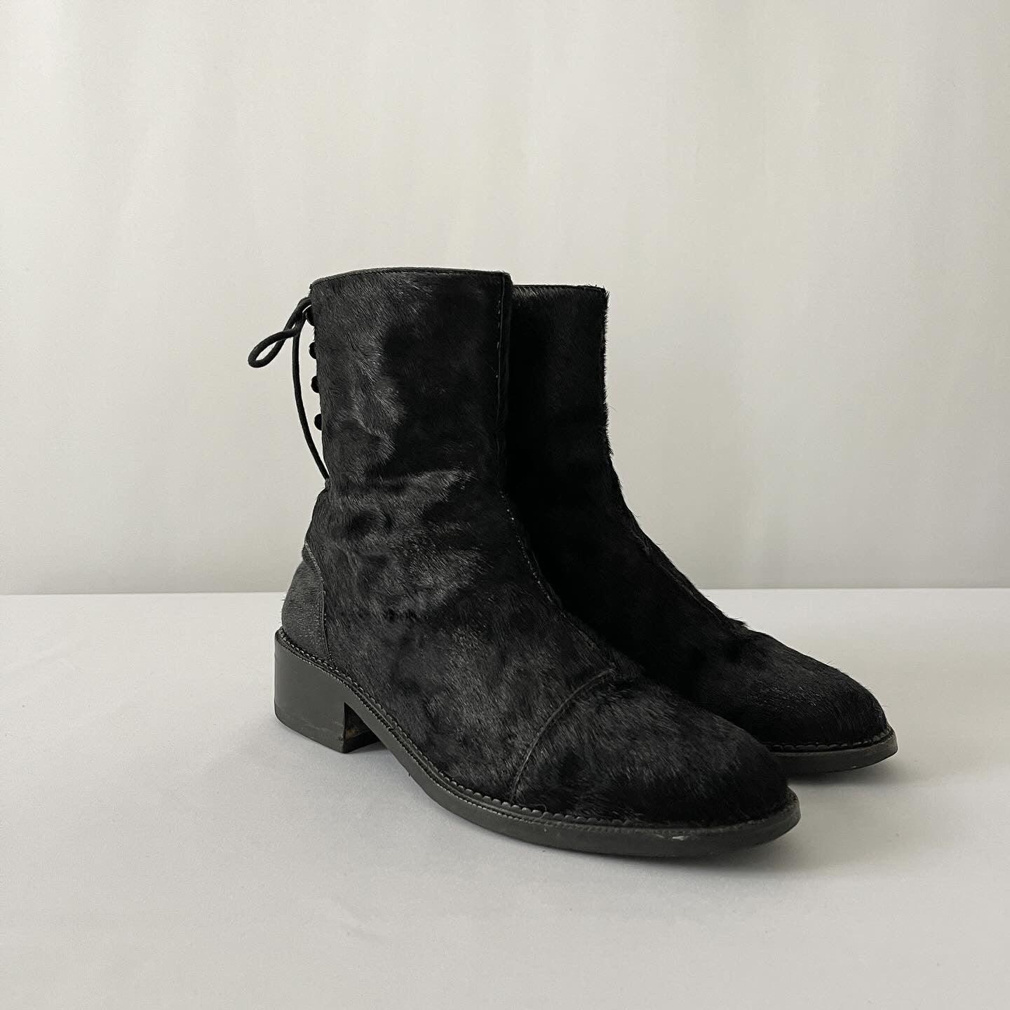 YANG LI - YANG LI Boots - AVVIIVVA.COM