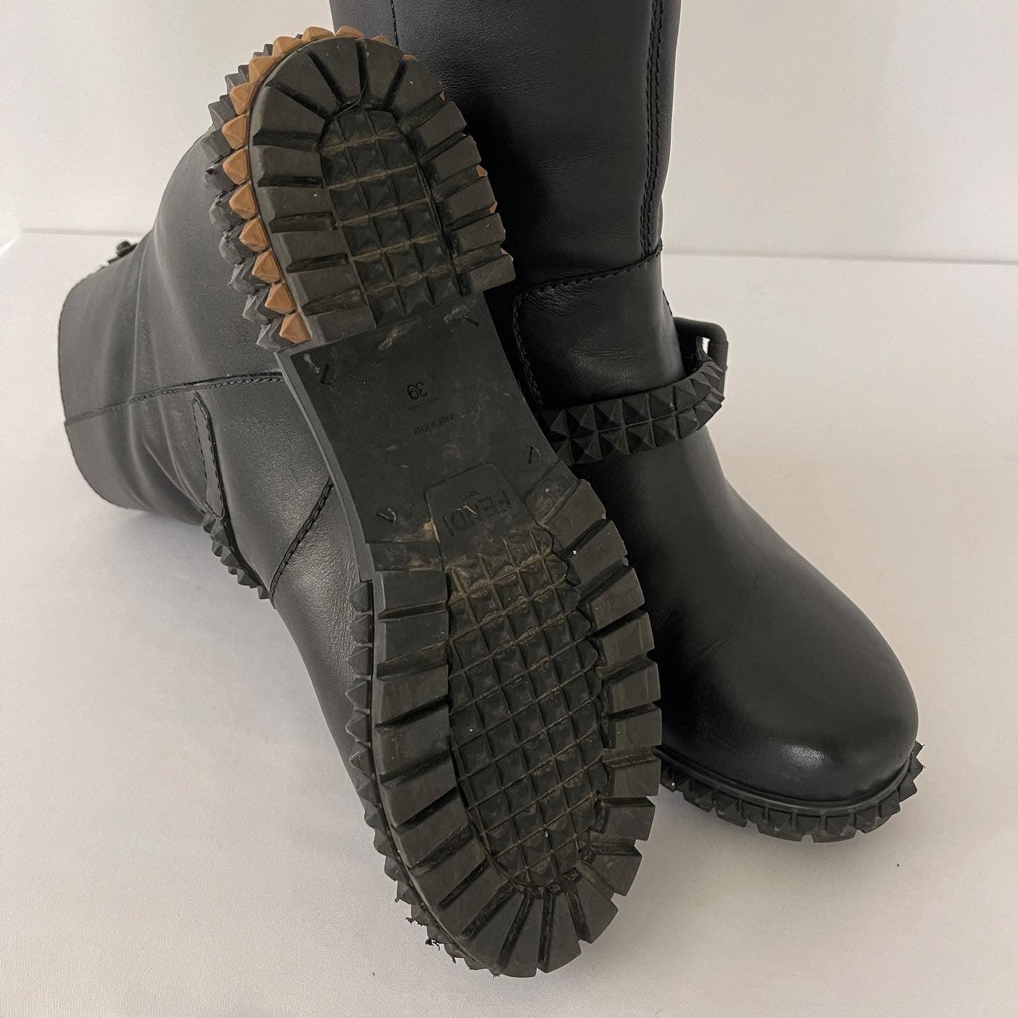 FENDI - FENDI Boots - AVVIIVVA.COM