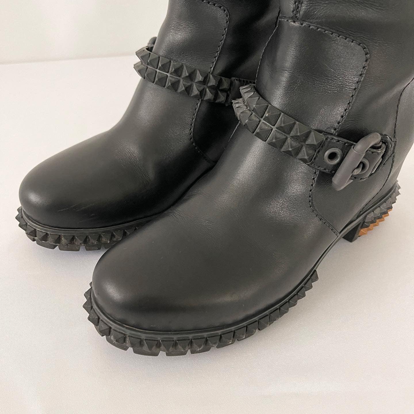 FENDI - FENDI Boots - AVVIIVVA.COM